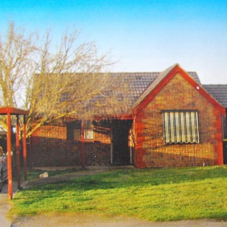 Maple Tree Cottage Murray Bridge Exterior photo